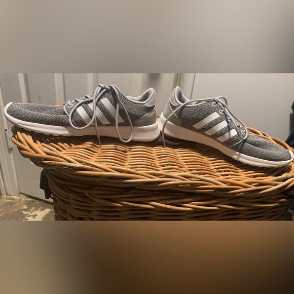 Adidas Neo Cloudfoam grey running shoes 9.5-Wore just a few times -like new - Picture 2 of 11